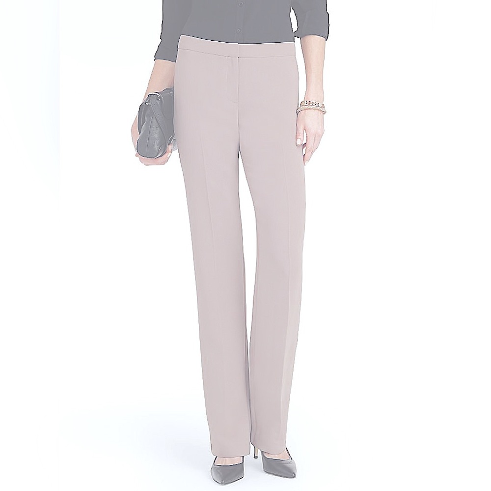 BCBGMaxAzria Women’s Beige Dress Pants. 96% wool quality fabric summer spring